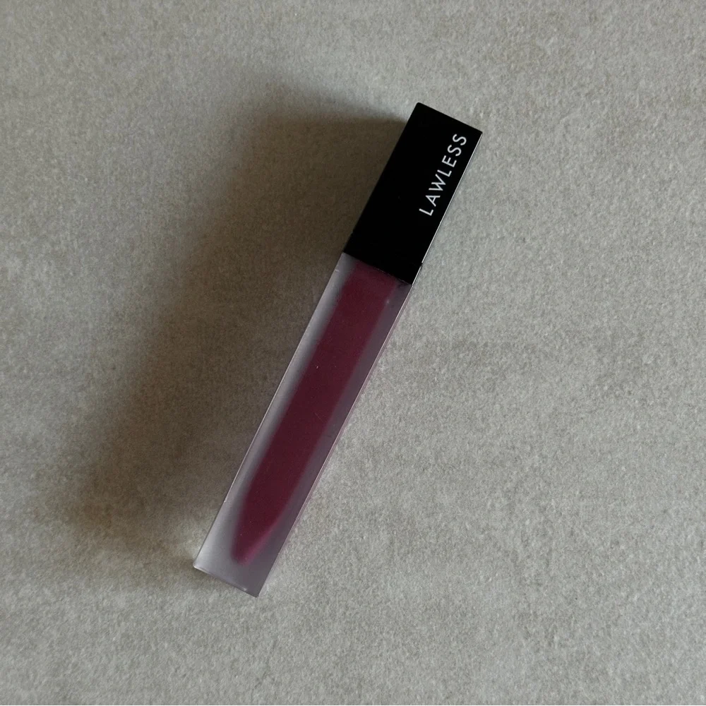 Lawless Soft Matte Liquid Lipstick - Dane